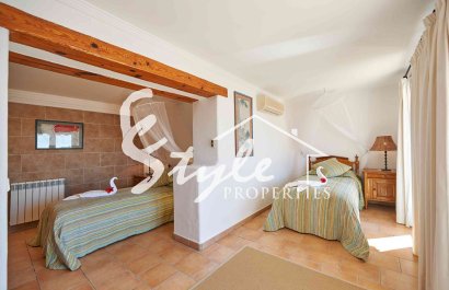 Resale - Villa - Port d'Andratx - Andratx