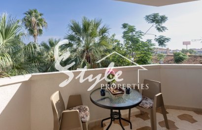 For sale apartment in La Regia,  Cabo Roig, Orihuela Costa, Costa Blanca. ID2543