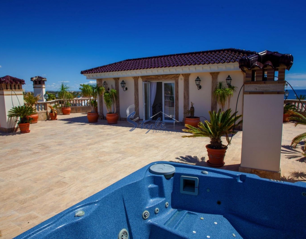 Villa de lujo con piscina en Cabo Roig, Costa Blanca