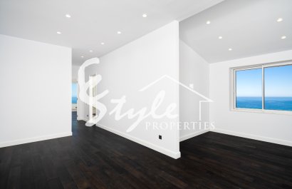 Resale - Villa - Altea