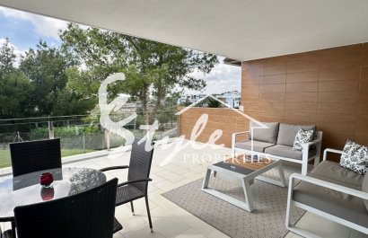 Resale - Apartment - Orihuela Costa  - Villamartin