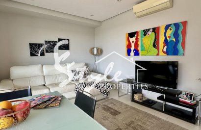 Resale - Apartment - Orihuela Costa  - Villamartin