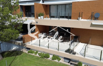 Resale - Apartment - Orihuela Costa  - Villamartin