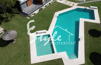 Resale - Apartment - Orihuela Costa  - Villamartin