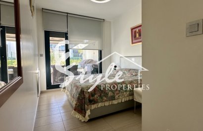 Resale - Apartment - Orihuela Costa  - Punta Prima