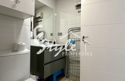 Resale - Apartment - Orihuela Costa  - Punta Prima