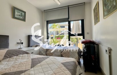 Resale - Apartment - Orihuela Costa  - Punta Prima