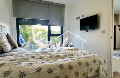 Resale - Apartment - Orihuela Costa  - Punta Prima