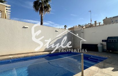 Reventa - Villa - Orihuela Costa  - Los Altos