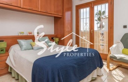 Resale - Townhouse - Orihuela Costa  - Playa Flamenca