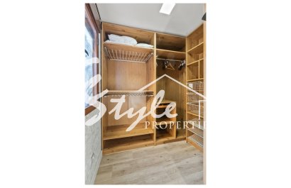 Resale - Villa - Santa Pola - El Poble Llevanti