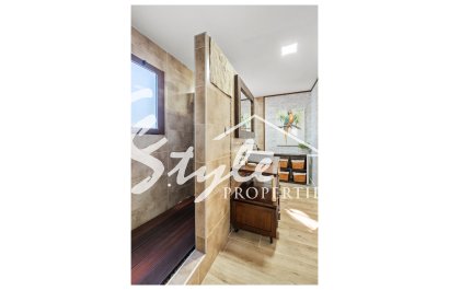 Resale - Villa - Santa Pola - El Poble Llevanti