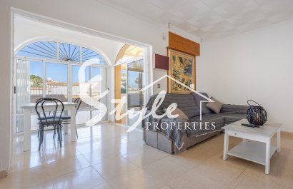 Resale - Villa - Torrevieja - Urbanización San Luis