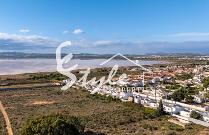 Resale - Villa - Torrevieja - Urbanización San Luis