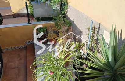 Reventa - Apartamento - Los Montesinos - La Herada