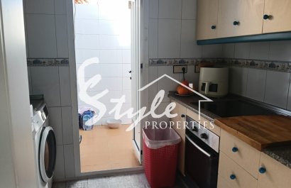 Reventa - Apartamento - Los Montesinos - La Herada