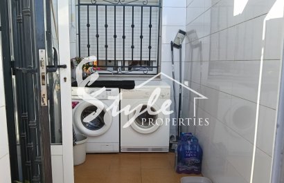 Reventa - Apartamento - Los Montesinos - La Herada