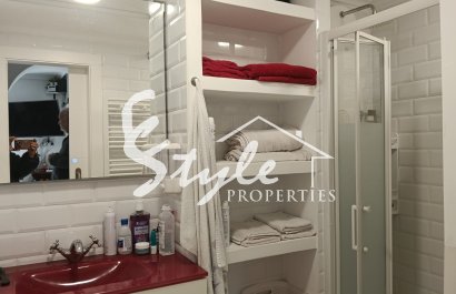 Reventa - Apartamento - Los Montesinos - La Herada