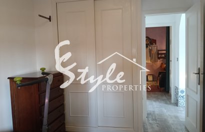 Reventa - Apartamento - Los Montesinos - La Herada