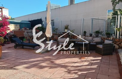 Reventa - Apartamento - Los Montesinos - La Herada