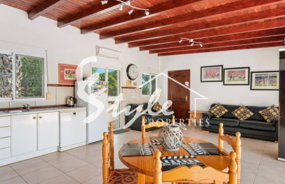 Resale - 5. Finca / Country Property - Catral