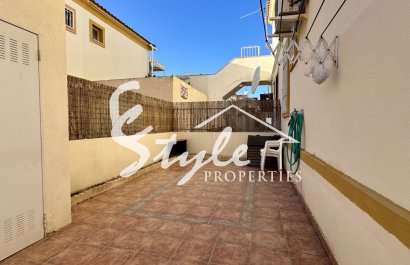 Resale - Bungalow - Orihuela Costa  - Playa Flamenca