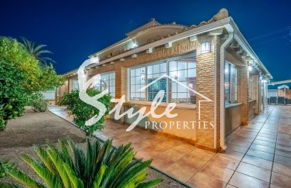 Вторичное жилье - Вилла - Торревьеха - El Chaparal