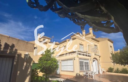 Resale - Villa - Torrevieja - Aguas Nuevas