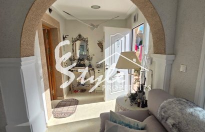 Resale - Villa - Torrevieja - Aguas Nuevas