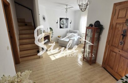 Resale - Villa - Torrevieja - Aguas Nuevas