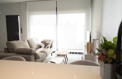 Новостройки - Adosado - Torrevieja - Торревьеха