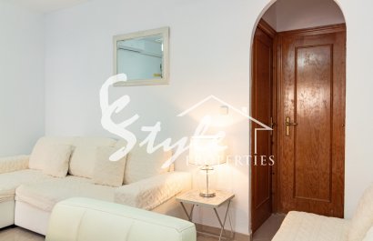 Resale - Apartment - Torrevieja - El Chaparral