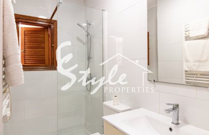 Resale - Apartment - Torrevieja - El Chaparral