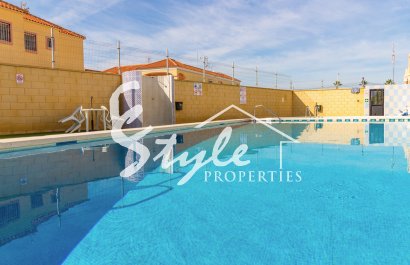 Resale - Apartment - Torrevieja - El Chaparral