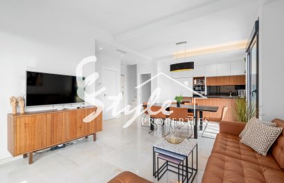 Resale - Villa - Orihuela Costa  - Lomas de Cabo Roig