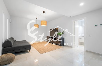 Resale - Villa - Orihuela Costa  - Lomas de Cabo Roig
