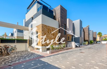 Resale - Villa - Orihuela Costa  - Lomas de Cabo Roig