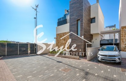 Resale - Villa - Orihuela Costa  - Lomas de Cabo Roig