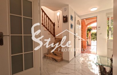 Resale - Terraced house / Townhouse - Torrevieja - El Acequión - Los Náufragos
