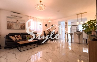 Resale - Terraced house / Townhouse - Torrevieja - El Acequión - Los Náufragos