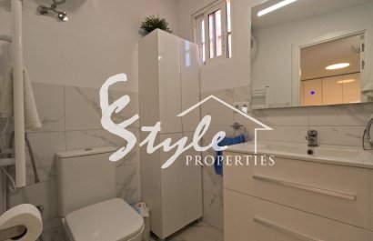 Resale - Terraced house / Townhouse - Torrevieja - El Acequión - Los Náufragos