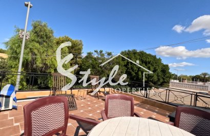 Resale - Terraced house / Townhouse - Torrevieja - El Acequión - Los Náufragos