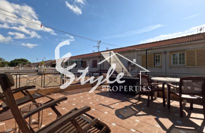 Resale - Terraced house / Townhouse - Torrevieja - El Acequión - Los Náufragos
