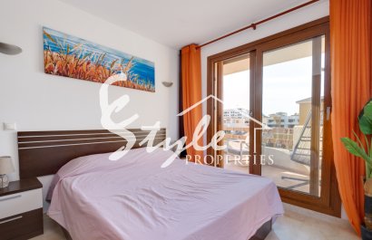 Resale - Apartment - Orihuela Costa  - av. Las Olas