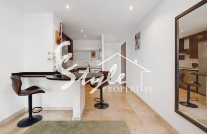 Resale - Apartment - Orihuela Costa  - av. Las Olas