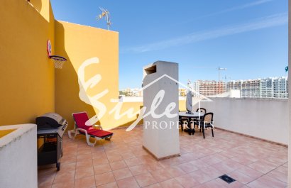 Resale - Apartment - Orihuela Costa  - av. Las Olas