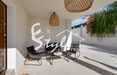 Resale - Villa - Ciudad Quesada - avenida de las Naciones