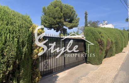 Вторичное жилье - Вилла - Villamartin, Orihuela Costa