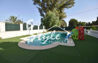 Magnificent rustic house 5 minutes from city for sale in Callosa de Segura, Costa Blanca, Spain. ID1214