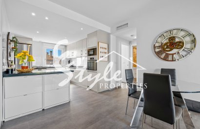 Вторичное жилье - Adosado - Torrevieja - Торревьеха